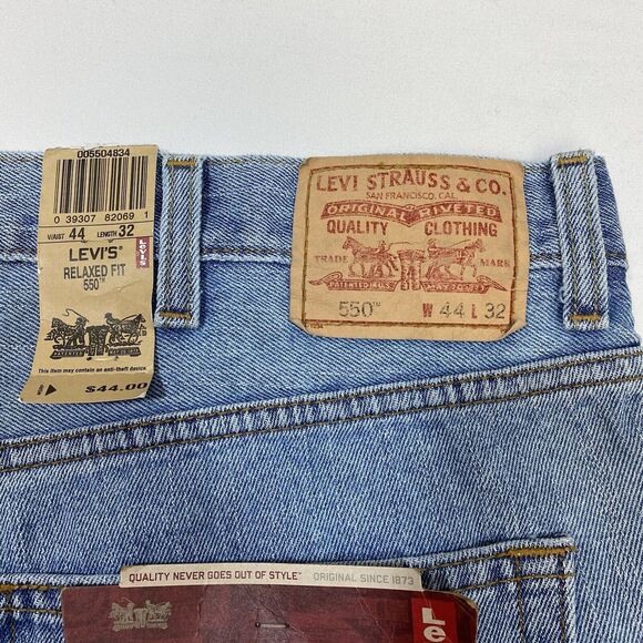 Levis Jeans Mens 44x32 Blue 550 Tapered Leg Relaxed Fit American Western Denim - Picture 10 of 14